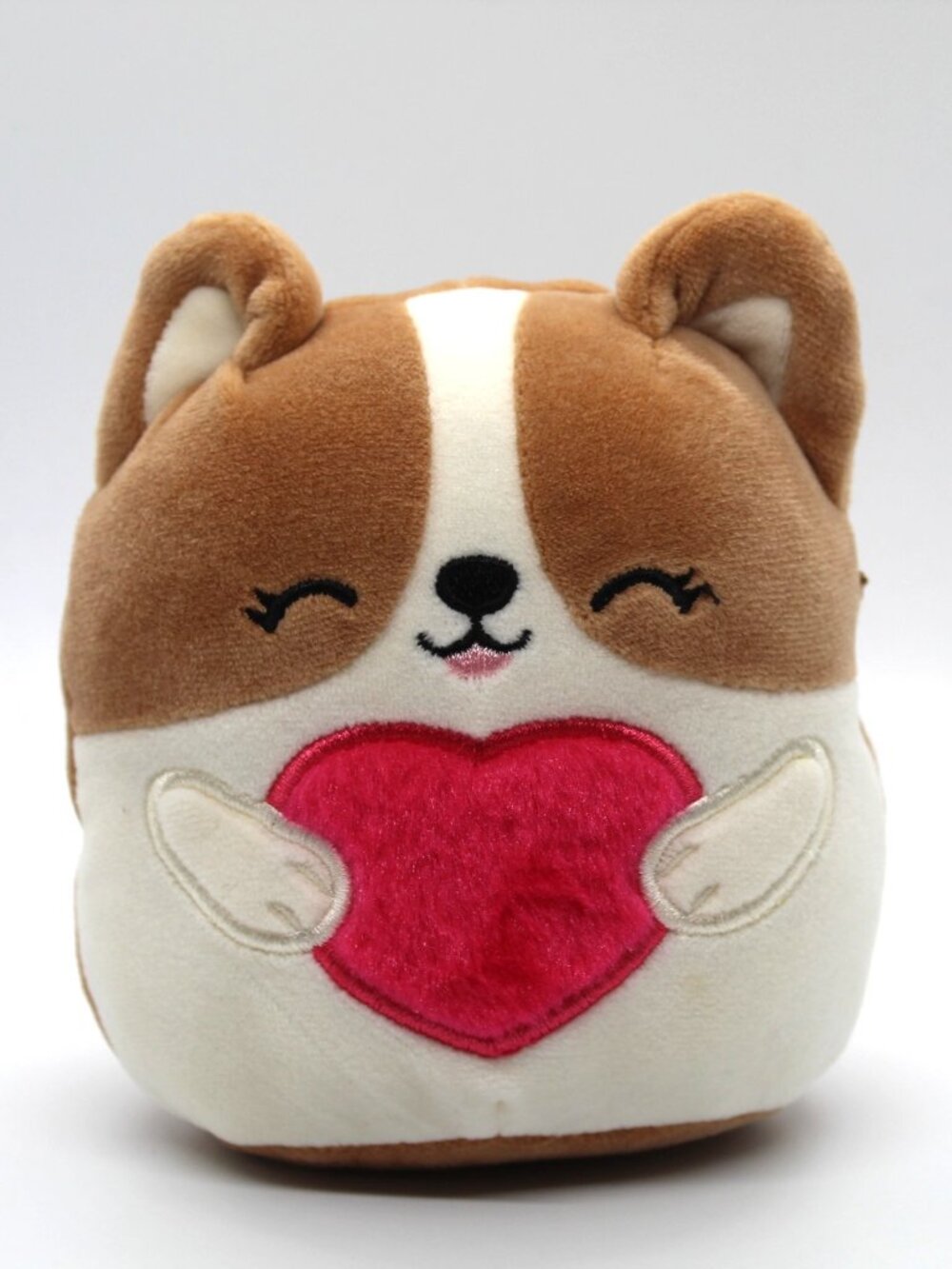 Squishmallows Plush 5" Regina Corgi Puppy Dog W/ Heart 2004 Valentine's Day NWOT